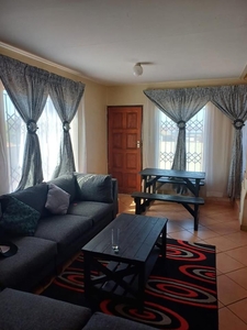 2 Bedroom House for Sale in Lotus Gardens