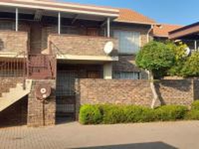 2 Bedroom Simplex for Sale For Sale in Pretoria West - MR632