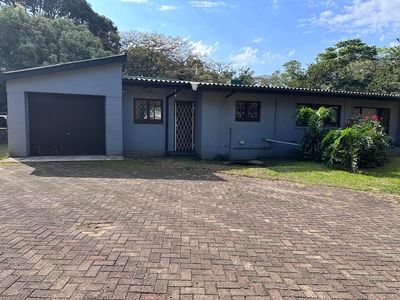 4 Bedroom House To Let in Umtentweni