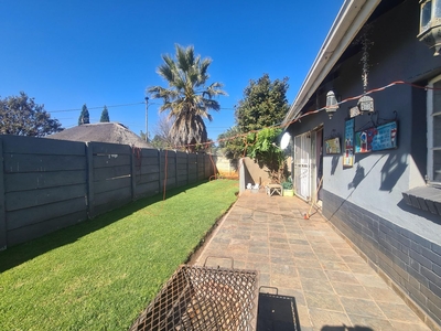 3 Bedroom House For Sale in Dalview