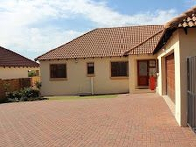 4 Bedroom Freestanding To Let in Greenstone Hill