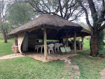 One of the last few opportunities to own on the banks of the Olifant’s river!!