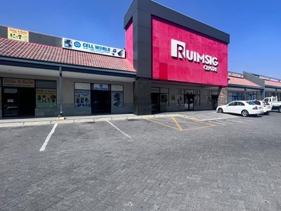 75m² Storage Unit To Let in Ruimsig Shopping Centre, Ruimsig