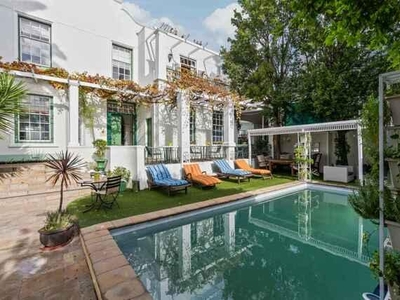 16 bedroom, Cape Town Western Cape N/A