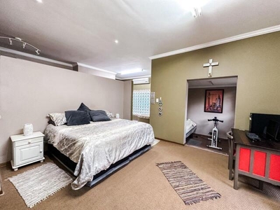 6 bedroom, Lephalale Limpopo N/A