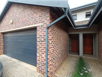 Apartment For Sale In Doornpoort, Pretoria