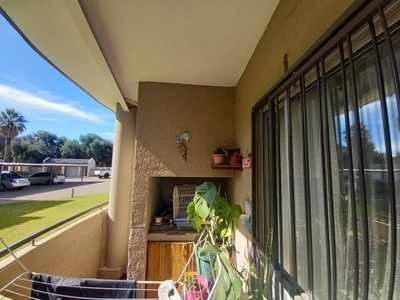 Apartment For Sale In New Park, Kimberley