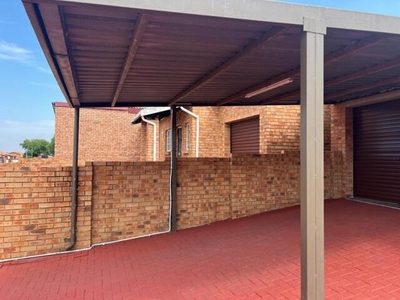 Apartment For Sale In South View, Witbank