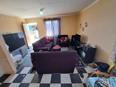 House For Sale In Acaciaville, Ladysmith