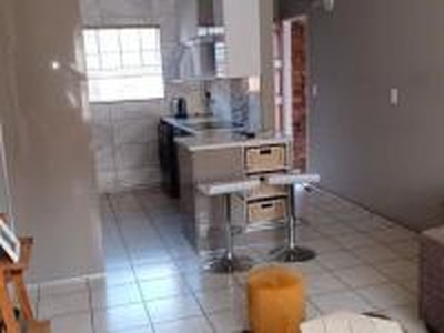 2 Bedroom Apartment to Rent in Crystal Park - Property to re