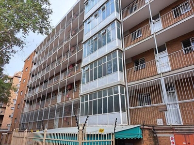 Apartment For Sale In Sunnyside, Pretoria