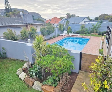 House For Rent In Fish Hoek, Western Cape