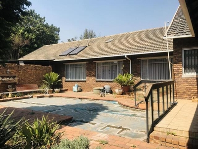 House For Sale In Clayville East, Midrand