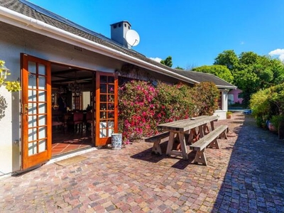 House For Sale In Constantia, Cape Town