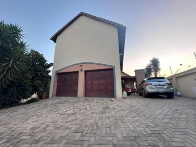 House For Sale In Glen Marais, Kempton Park