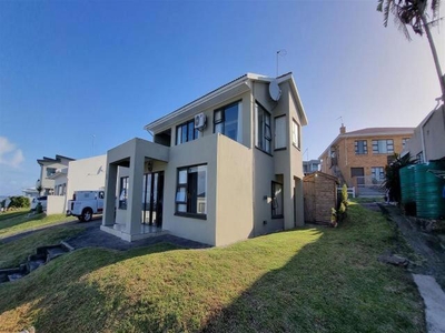 House For Sale In Glengariff, East London
