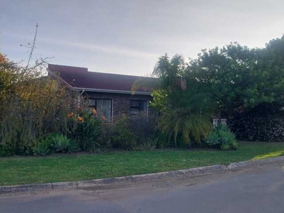 House For Sale In Humansdorp, Eastern Cape