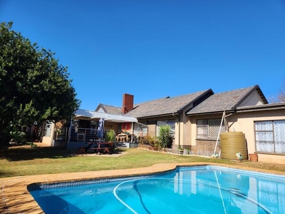 House For Sale In Hurlyvale, Edenvale