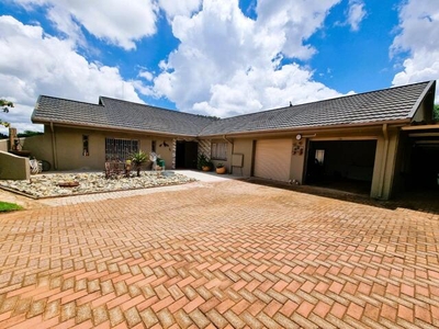 House For Sale In Loumarina Ah, Randfontein