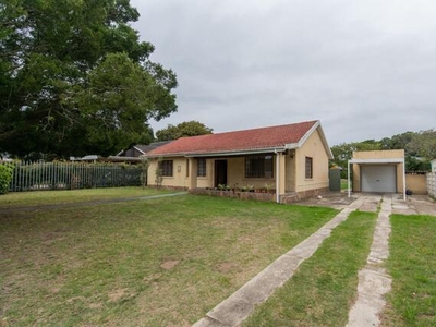 House For Sale In Mill Park, Port Elizabeth