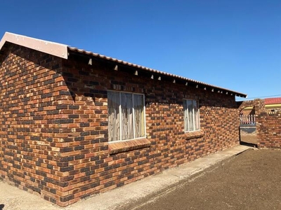 House For Sale In Mmabatho Unit 15, Mafikeng