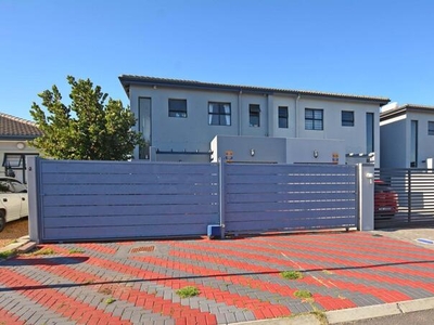 House For Sale In Parklands East, Blouberg