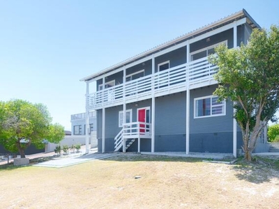House For Sale In Pearly Beach, Gansbaai