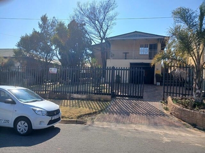 House For Sale In Quellerie Park, Krugersdorp