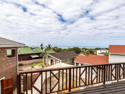 House For Sale In Sunrise On Sea, East London