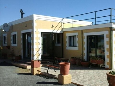 House For Sale In Sutherland, Northern Cape