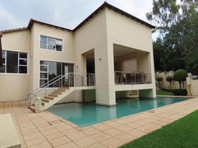 House For Sale In Waterkloof Park, Pretoria