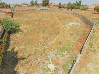 Lot For Sale In Lenasia South, Johannesburg