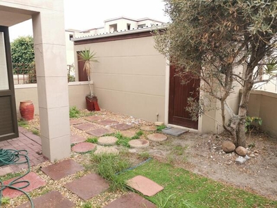 Townhouse For Rent In Parklands, Blouberg