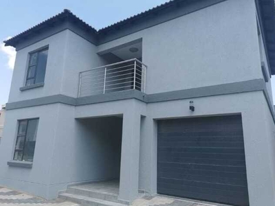 Townhouse For Rent In Waterberry Country Estate, Polokwane