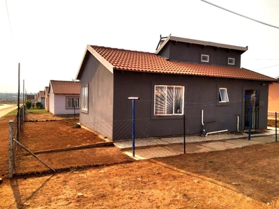 2 Bedroom House for sale in Savanna City