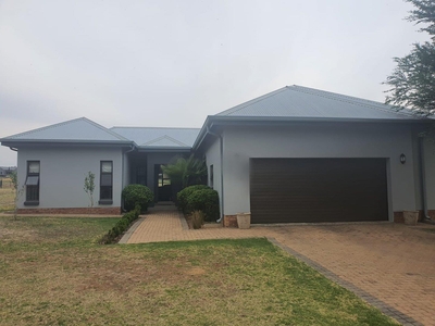 3 Bedroom House for sale in Parys Golf & Country Estate