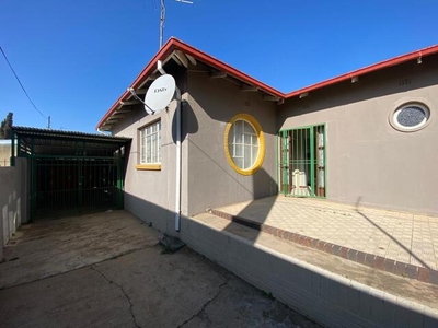 House For Rent In Malvern, Johannesburg
