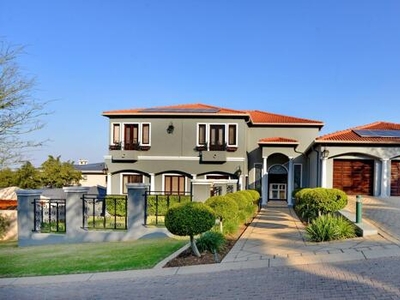House For Sale In Featherbrooke Estate, Krugersdorp