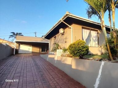 House For Sale In Fynnland, Durban