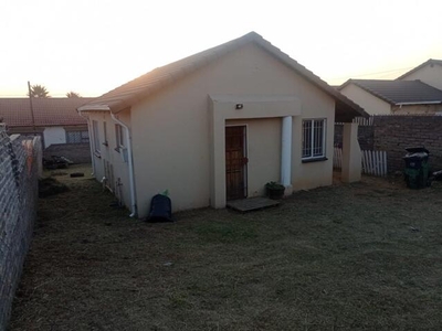 House For Sale In Ormonde, Johannesburg