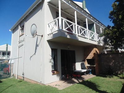Townhouse For Rent In Charlo, Port Elizabeth