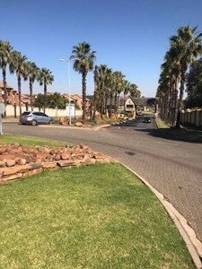 Townhouse For Rent In Mooikloof Ridge, Pretoria