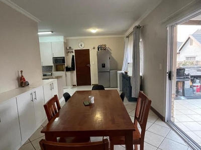 Townhouse For Sale In Willow Park Manor, Pretoria
