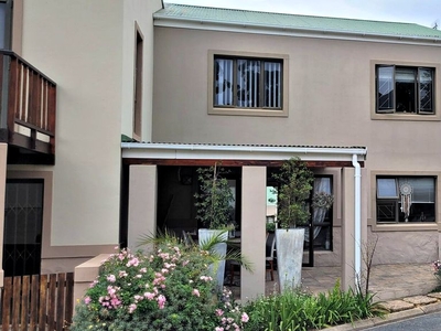 2 Bedroom Townhouse For Sale in Swellendam