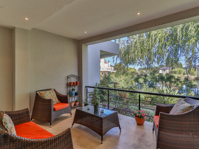 3 Bedroom Townhouse For Sale in Pearl Valley at Val de Vie