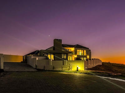 House For Sale in Kingswood Golf Estate