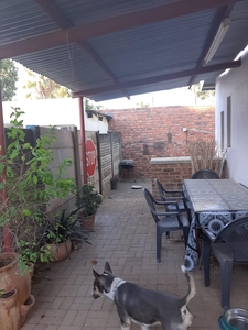 Sectional Title For Sale in Bo-dorp