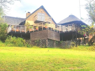House For Sale In River Lodge Estate, Parys