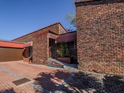 Cluster For Sale in West Acres, Mpumalanga