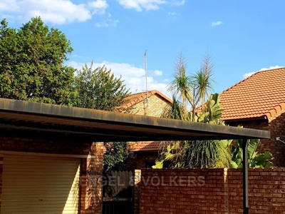 Duplex For Sale in Highveld, Gauteng